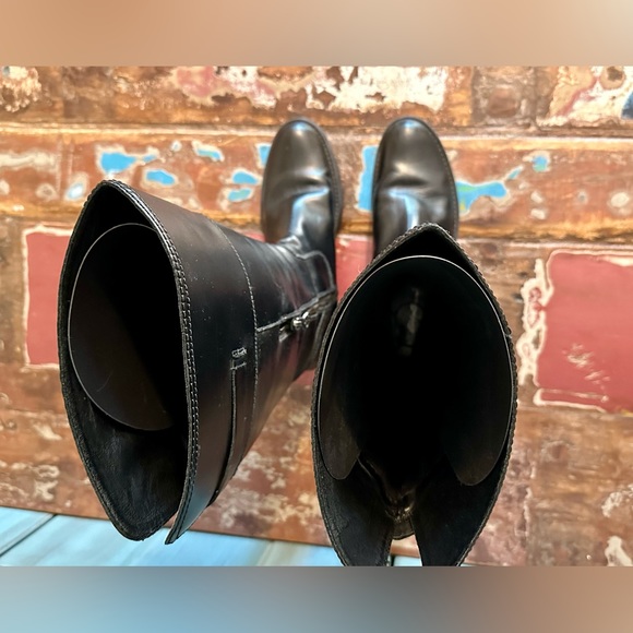 Eddie Bauer Leather Boots - Picture 5 of 7